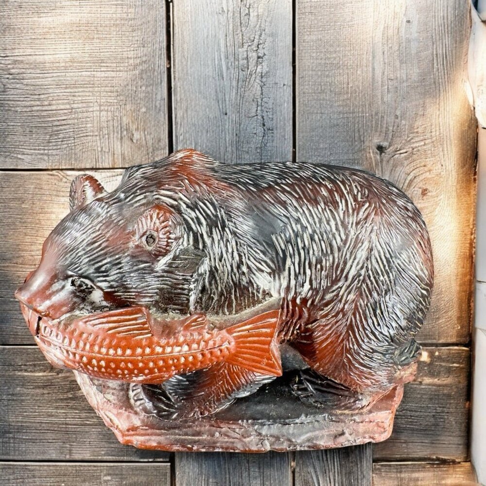 Fait Au Canada Made by Vanstone Vancouver Bear With Fish Figurine Made In Canada